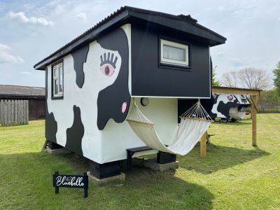 Bluebell - Glamping Cow Shed